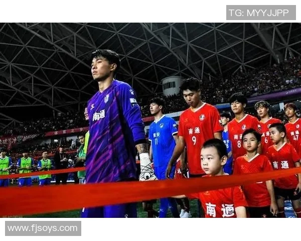 从草根到巅峰:草根足球球星逆袭成传奇的成长故事